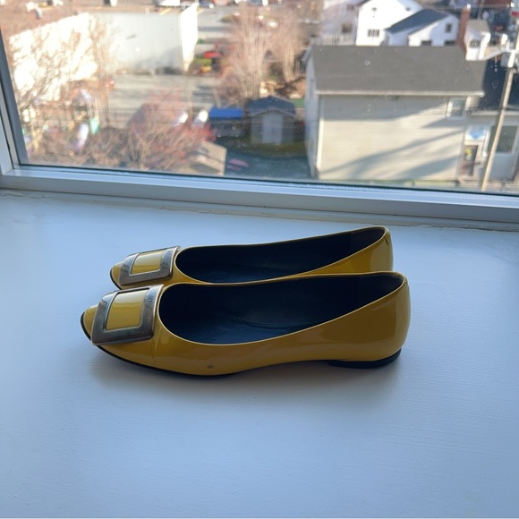 Authentic Roger Vivier Patent Leather Ballet Flats Size EU37 - Picture 3 of 6